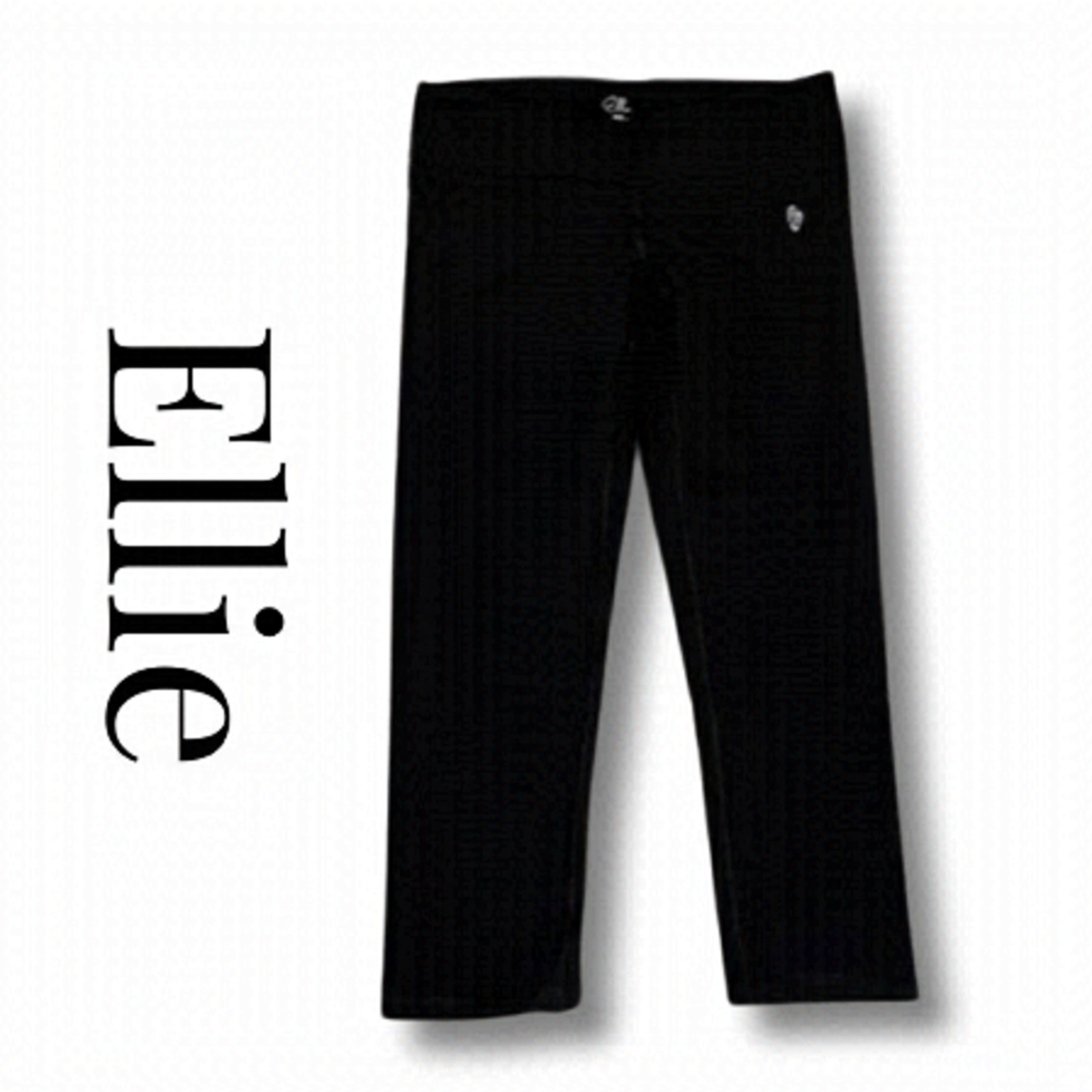 Ellie black stretchy capri
